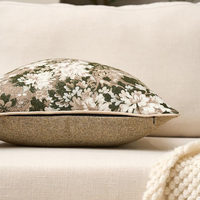 Yangest Neutral Floral Pillow Cover 12 x 20 Inches, Vintage Chenille Rectangle Throw Pillow Cover Soft Decorative Farmhouse Accent Couch Pillow Cover for Living Room Bedroom, Green