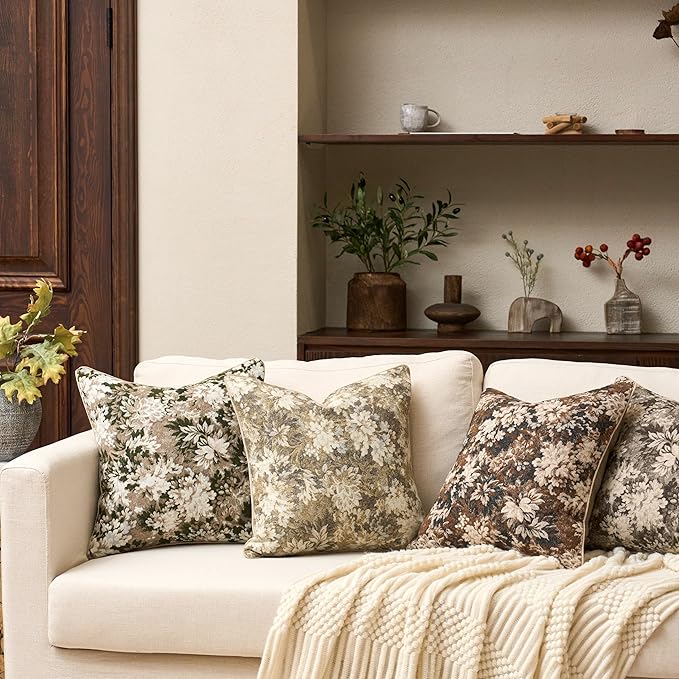 Yangest Neutral Floral Pillow Cover 20 x 20 Inches, Vintage Chenille Square Throw Pillow Cover Soft Decorative Farmhouse Accent Couch Pillow Cover for Living Room Bedroom, Green
