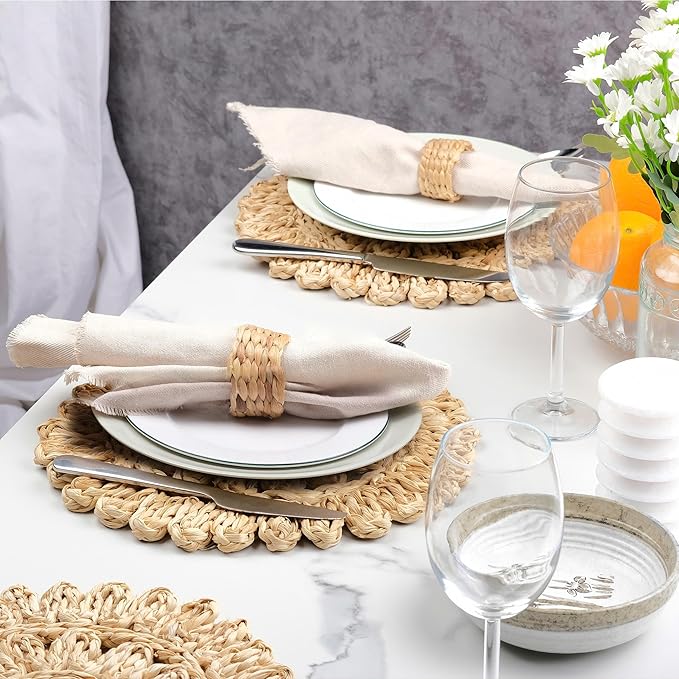 11.8" Corn Husk Woven Round Placemats Set of 4 - Wicker Boho Farmhouse Placemats - Rattan Table Mats Like Water Hyacinth for Dining Table, Wedding, Home