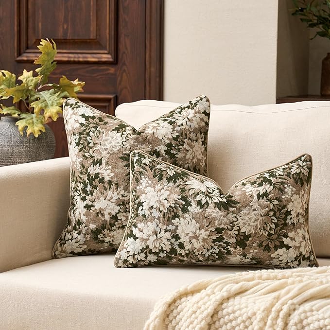 Yangest Neutral Floral Pillow Cover 18 x18 Inches, Vintage Chenille Square Throw Pillow Cover Soft Decorative Farmhouse Accent Couch Pillow Cover for Living Room Bedroom, Green