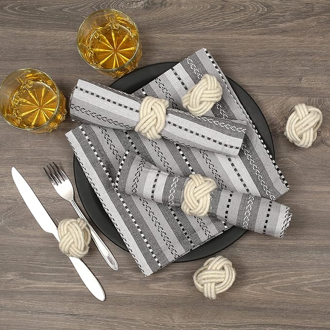 ALPHA Living HOME 8 Pcs Jute Napkin Rings Decorative Napkin Holder Serviette Buckles for Wedding Party Dinner Table Decor Anniversary Birthday Romantic Dinner Holiday, Wedding Daily Use (Off White)