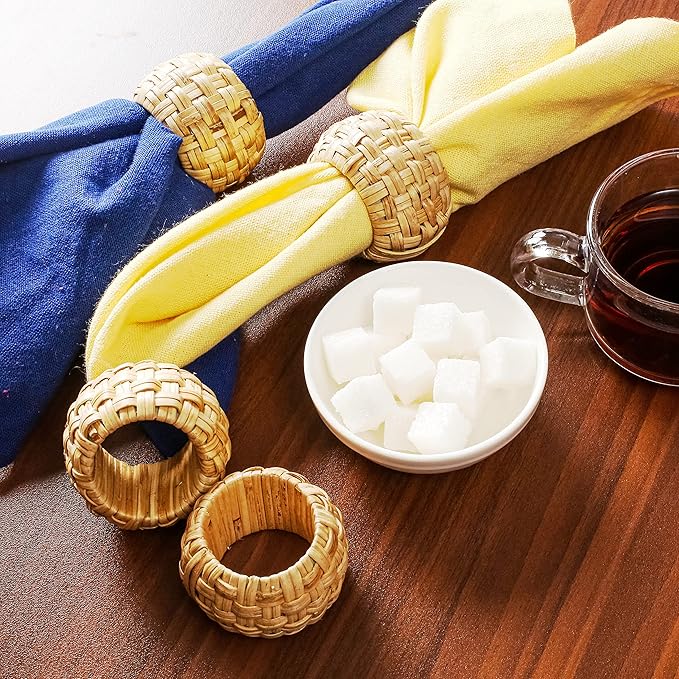 Natural Rattan Napkin Rings Set of 12 - Fancy Elegant Beautiful Decorative Napkin Holder for Dining Table Décor, Easter, Farmhouse, Dinner, Wedding, Family Gathering, Thanksgiving & Everyday Use